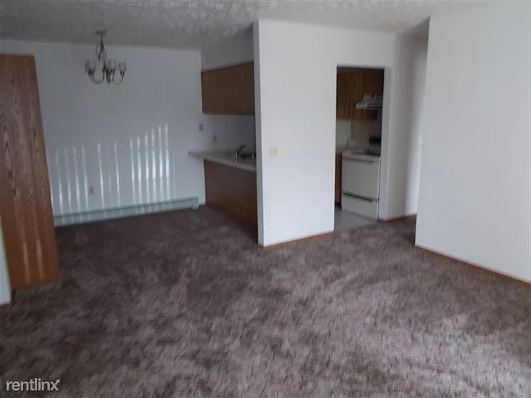 615 S Main St #615 — Photo 2