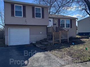 105 Woodard Dr, Englewood, OH 45322