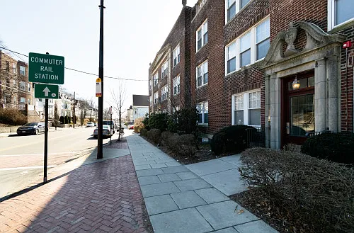 300 Washington Ave — Photo 2
