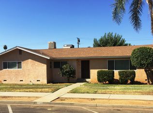 233 Homassel Ave, Lindsay, CA 93247