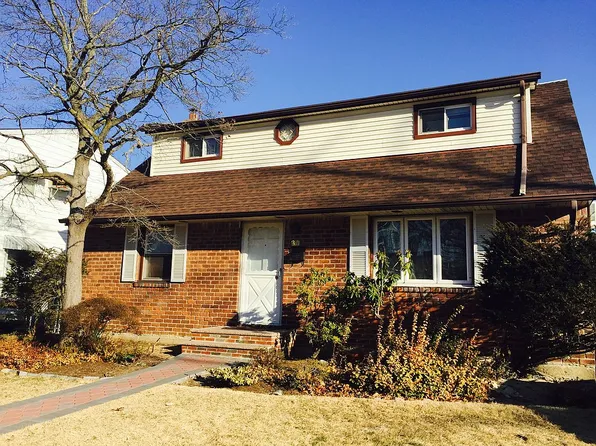 39 Demille Ave, Elmont, NY 11003
