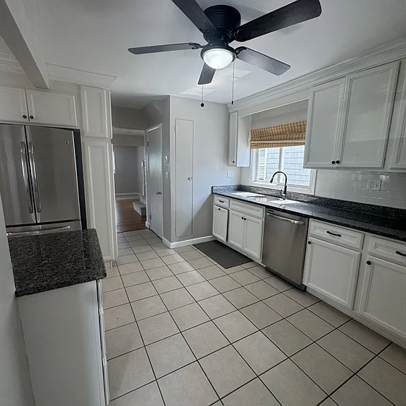 639 Quincy Shore Dr — Photo 8
