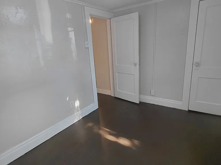 1008 S H St — Photo 5