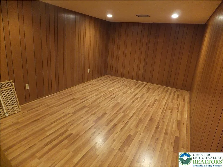 1264 California Ave — Photo 26