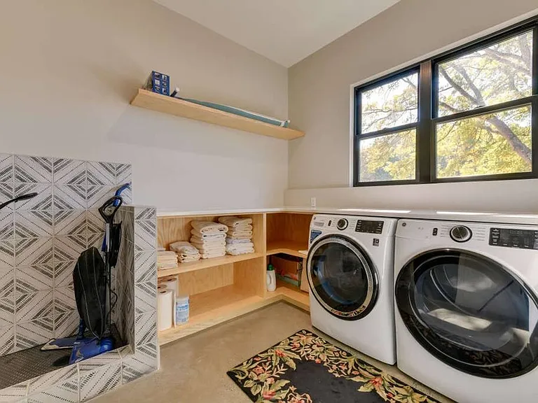 Laundry Room Cabinet