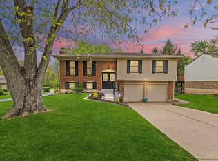 8716 Simpson Ct, Mason, OH 45040