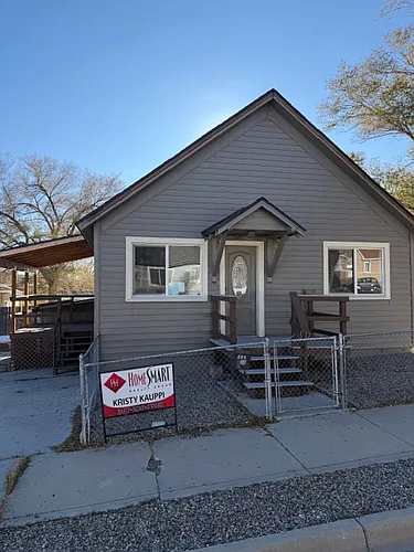 509 Swan St Photo 1