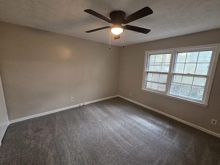 4828 Tarleton Dr — Photo 10