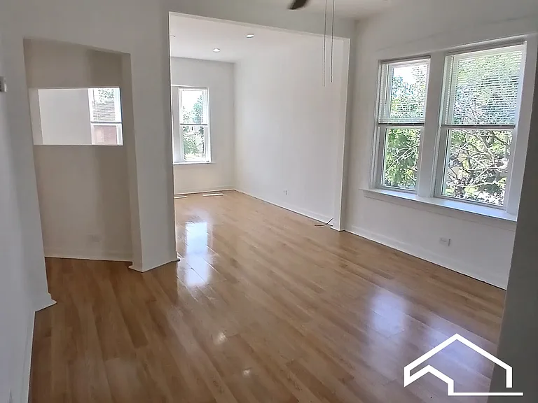 4652 W Palmer St #2 — Photo 2