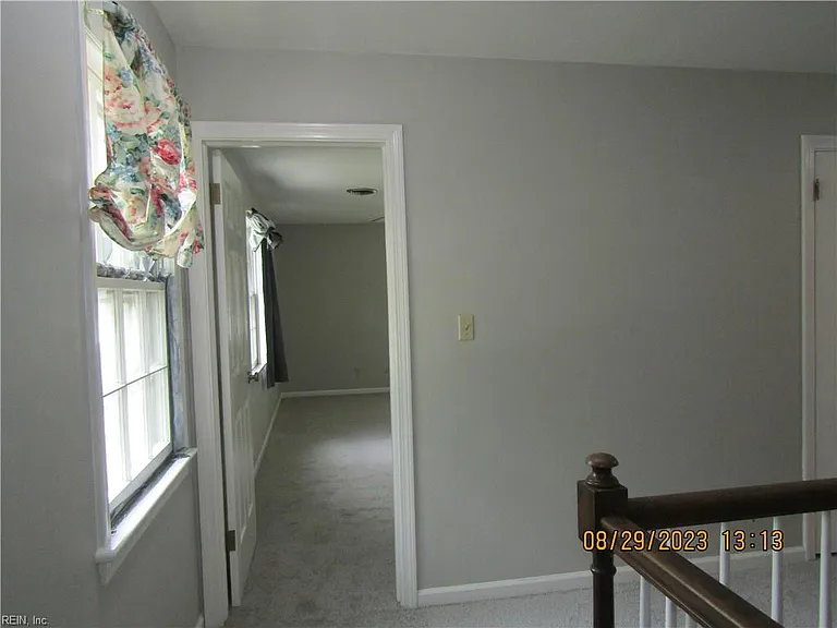 948 Timberlake Dr — Photo 12