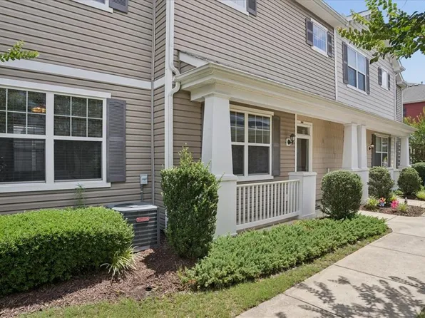 2409 Leytonstone Dr, Chesapeake, VA 23321