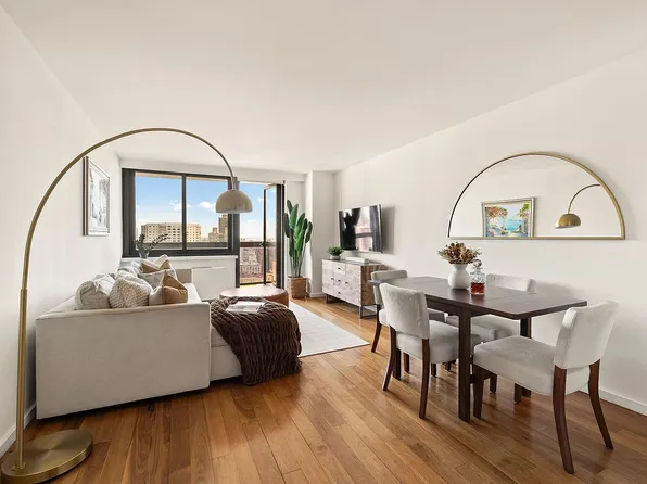 515 E 72nd St APT 28A, New York, NY 10021