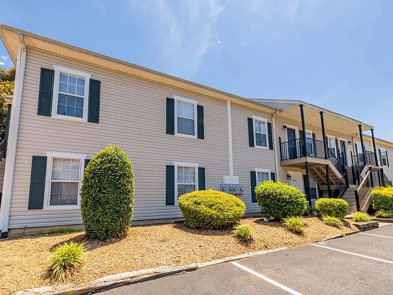 Sanctuary Apartments — Photo 6