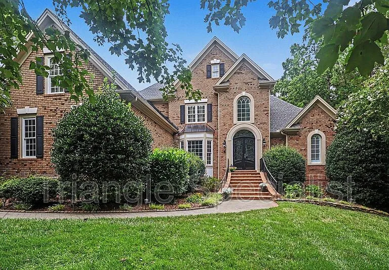 6121 Carlyle Dr — Photo 1