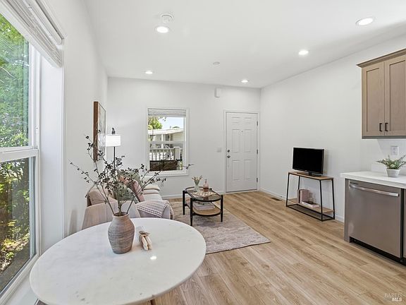 3rd image of 108 Ensenada Drive