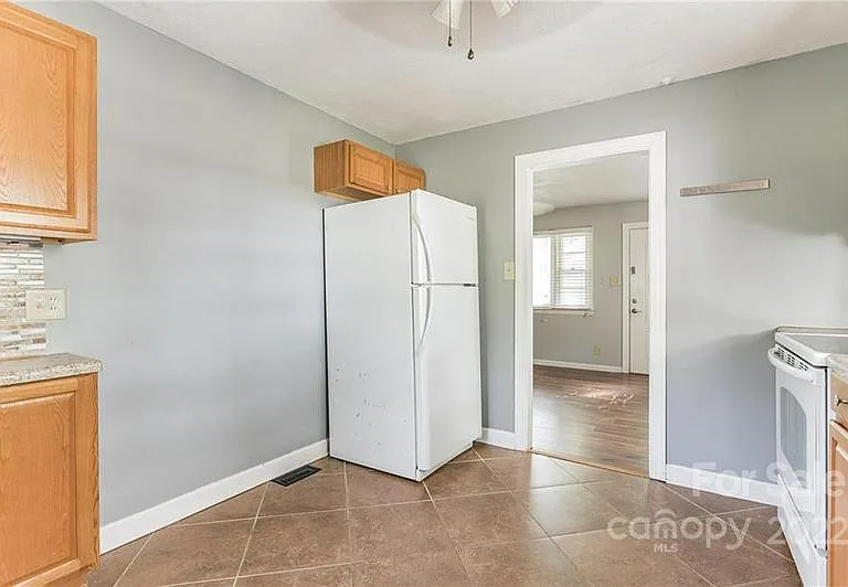7605 Summerfield Rd — Photo 7