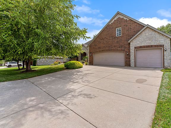 3rd image of 7008 Calabash Street