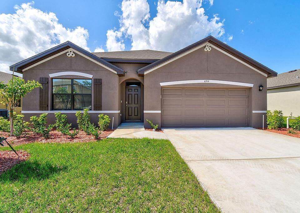 1st image of 6514 NW Oaklawn Way