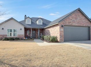 1118 16th St, Shallowater, TX 79363