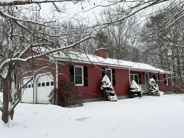 9 Jipson Lane, Kenduskeag, ME 04450