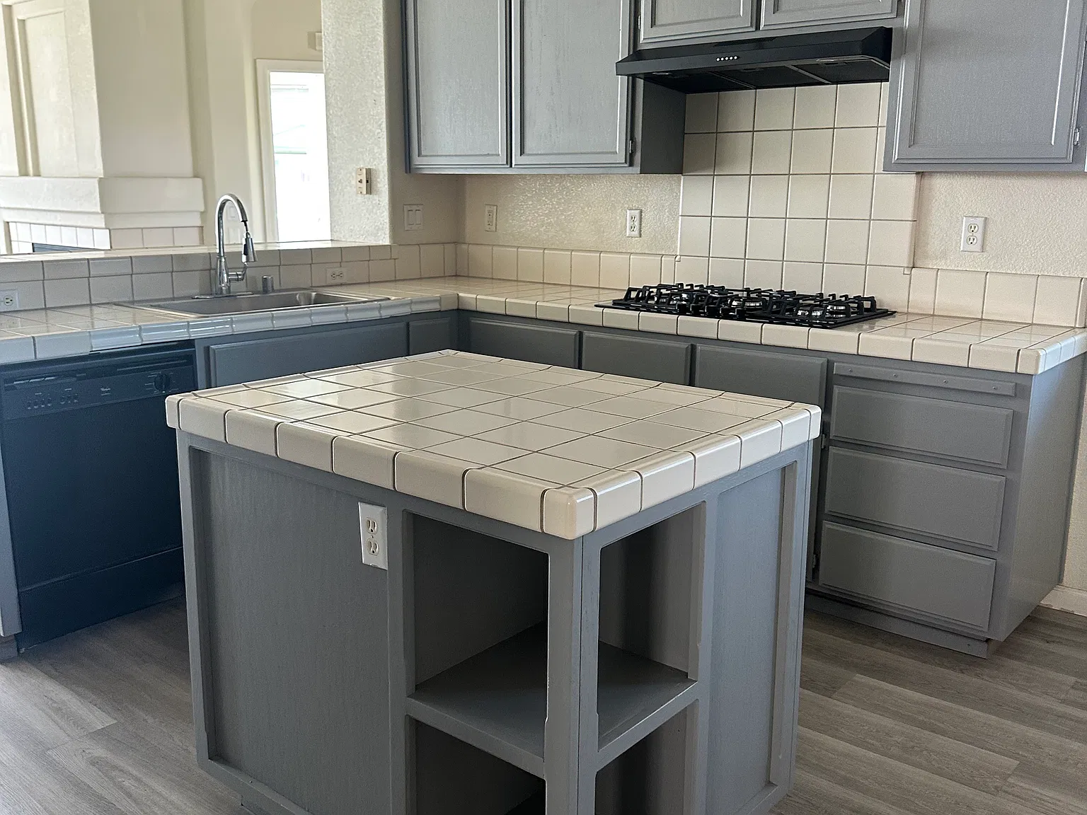 3 bed, 1691 sqft, $2,650 — Photo 3