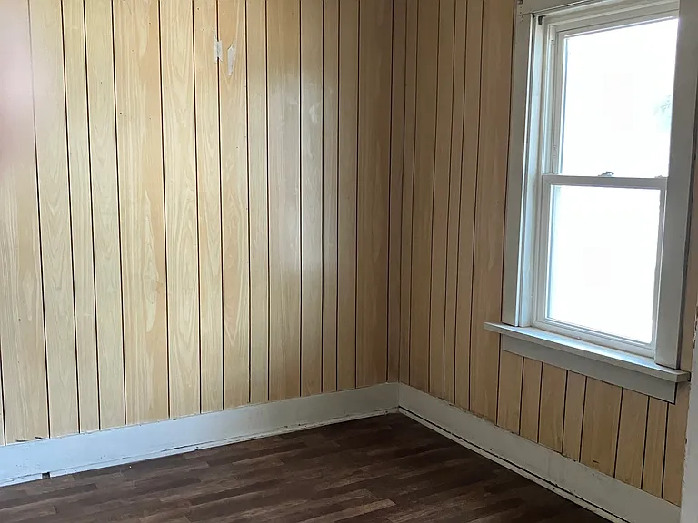 403-407 S Saint Marys St #1 — Photo 3