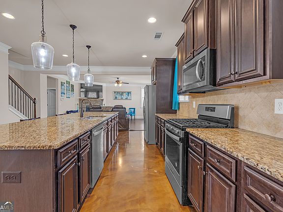 2nd image of 45 Partridge Dr