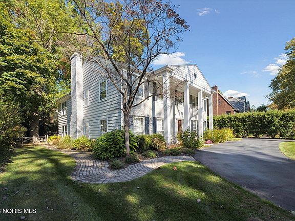 4th image of 3544 Edgevale Rd