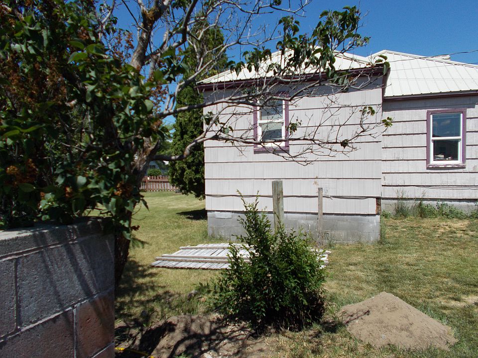 2nd image of 316 Oak St
