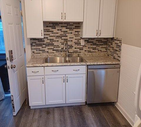 5th image of 19461 Monterey Ave