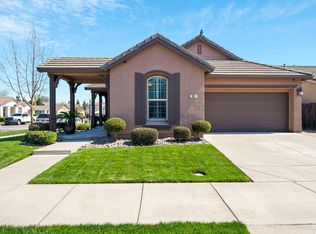 303 Applegate Dr, Oakdale, CA