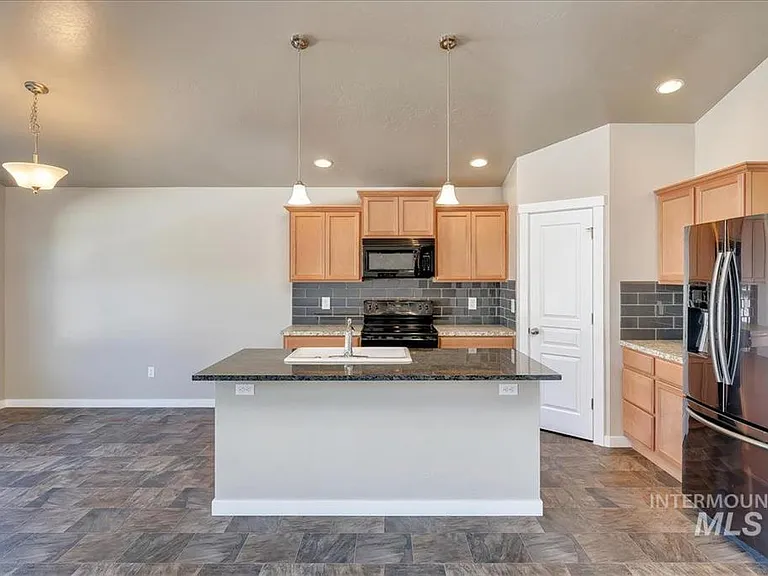 7803 N Hole In One Pl — Photo 11
