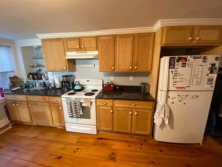42 Warren St #52 — Photo 4