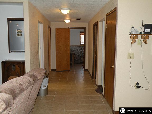 3rd image of 140 Pawnee Cir