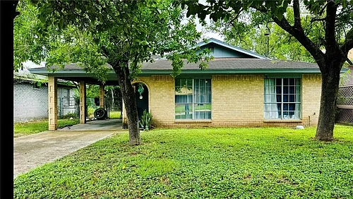 108 Tulipen Dr Photo 1