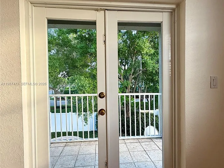16500 SW 37th St — Photo 13