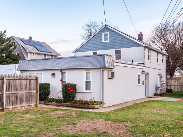 189 Washington Ave, Little Ferry, NJ 07643