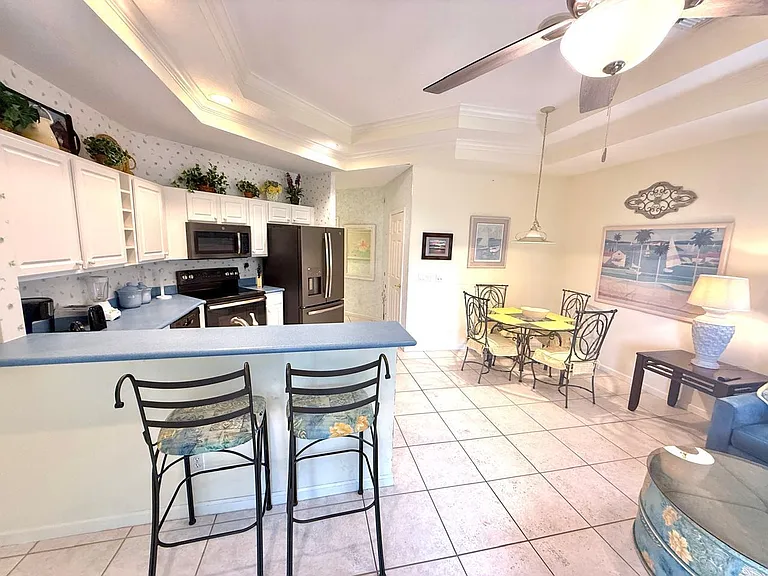 8429 Mulligan Cir #4823 — Photo 6