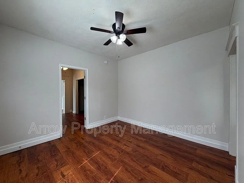 1 bed, 1.0 bath, $745 — Photo 2