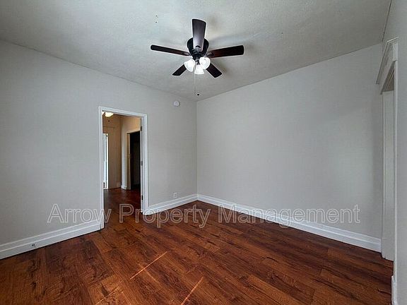 2nd image of 1215 Peach St APT 2