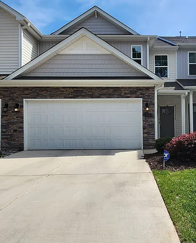 1036 Henson Park Dr Photo 1