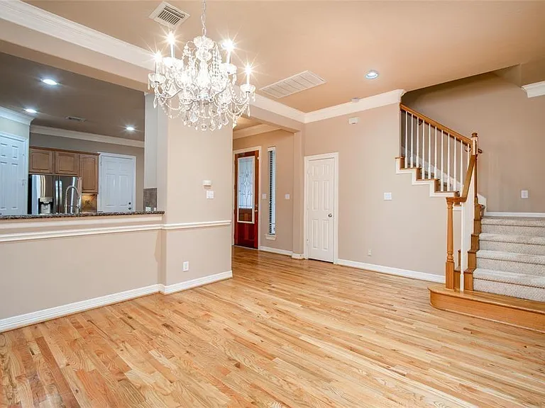 2906 Royal Oaks Crst — Photo 14