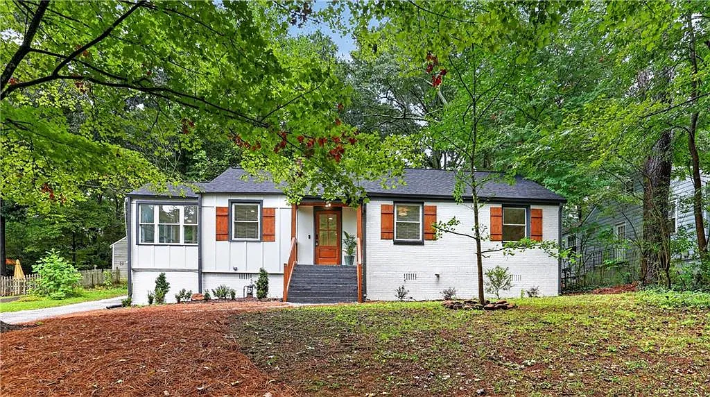 3 bed, 2.0 bath, 2088 sqft, $3,500 — Photo 1