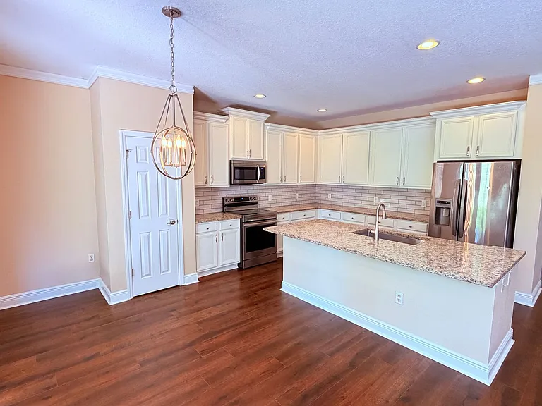 10263 Malpas Point — Photo 18