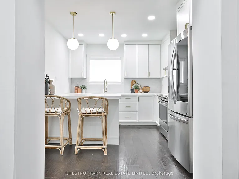 1341 Dupont St — Photo 8