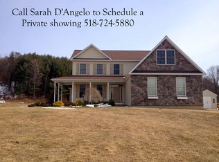 6 Blueberry Meadows Ln, Castleton, NY 12033