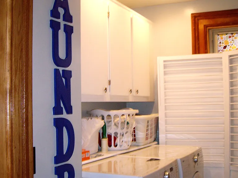 196 Bristol St #1 — Photo 18