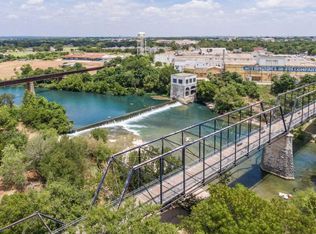1045 Sanger Ave #111, New Braunfels, TX 78130