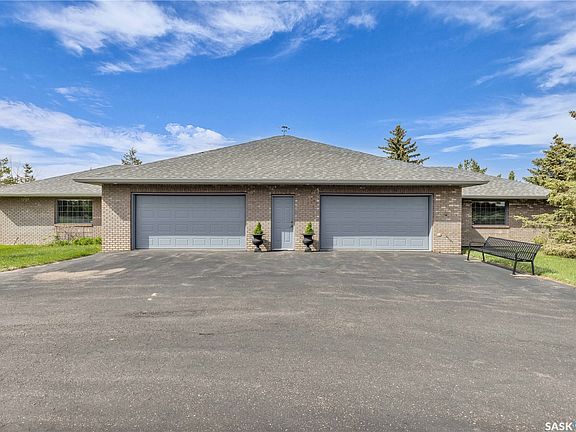 5th image of 48 Cathedral Bluffs Road