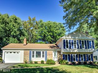 7719 Hayfield Rd, Alexandria, VA 22315